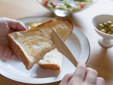 スタジオユタカ 木のバターナイフ