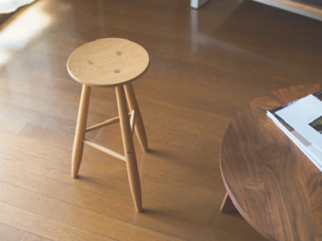 スタジオユタカ よこぐもスツール